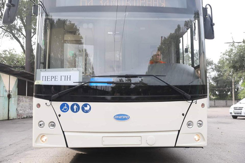 Первый троллейбус с автономным ходом в Запорожье