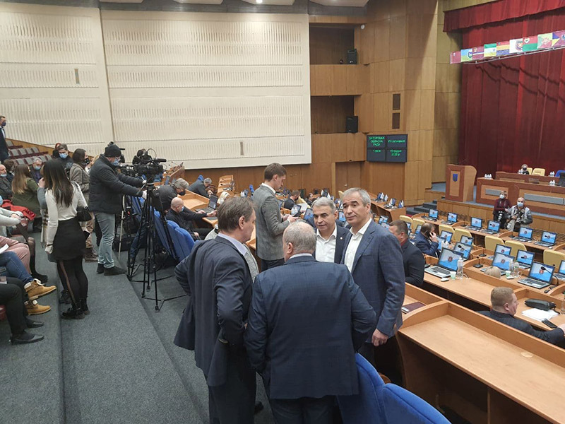 Депутаты на сессии облсовета (Запорожье)