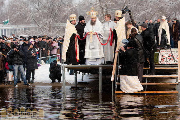 Крещенские купания в Запорожье