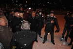 Активисты Евромайдана в Запорожье поют гимн Украины