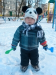 Максик готов строить снежные замки)