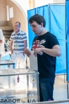 Избирательный участок в ПТУ №31 в Запорожье