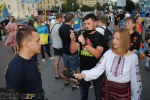 ТВ-5 на марше в Запорожье очень патриотичны