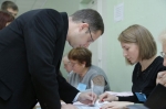 Ростислав Шурма голосует (Запорожье)