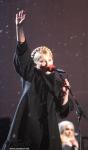 Тимошенко приметствует горожан на концерте в Запорожье