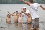Силантьев учит детей плавать (Запорожье)