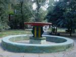Фонтан во дворе по ул.Спортивная, 12 в Запорожье Фонтан во дворе по ул.Спортивная, 12 в Запорожье