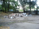 Разрушенные туалеты на Ждановском пляже (Запорожье)