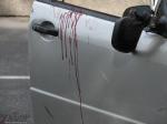 Кровь на  дверце авто (авария на Грязнова в Запорожье)