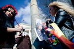 Топлес-акция FEMEN возле мэрии Запорожья