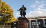 Памятник Кирову в Запорожье