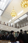 Евреи в новой синагоге в Запорожье