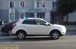 Флаг Украины на машине (Запорожье)