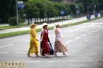 Бабушки на параде невест в Запорожье