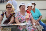 Бабушки на параде невест в Запорожье