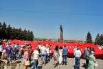 Красный стяг на Параде Победы в Запорожье